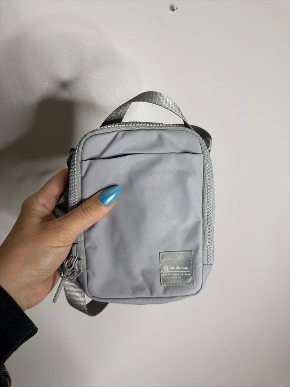 lululemon athletica Light Gray Compact Crossbody Belt Bag